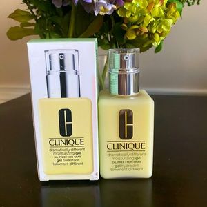 Clinique Dramatically Different™ Moisturizing Gel
